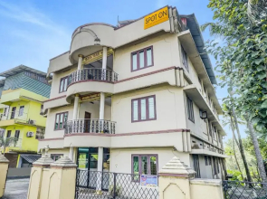 Spot On Archana Tourist Home