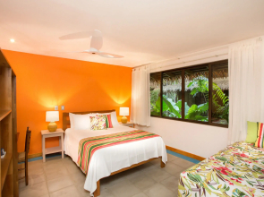 Olas Verdes Hotel