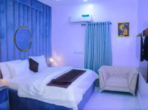 V City Lodge Hotel and Suites
