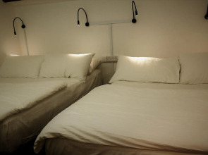 Wink @ Mosque Street