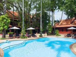 Royal Phawadee Village