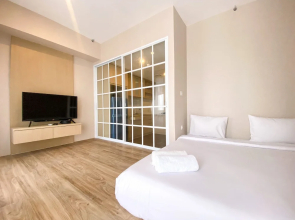 Cozy And Simple Big Studio Vasanta Innopark Apartment