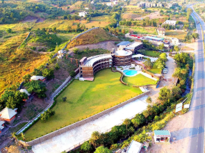 Seasons Park Resort