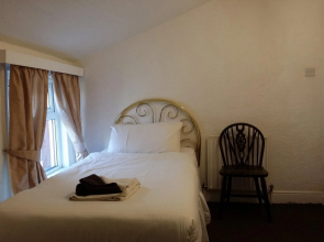 Gramsford Lodge