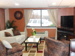 Magnuson Hotel Dixon