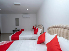 Oyo 988 Malawati Ria Hotel