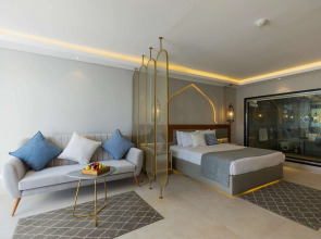 Sunrise Diamond Beach Resort - Grand Select