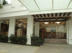 Hill Way Grand