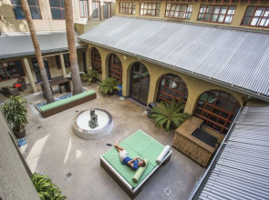 HI Los Angeles Santa Monica Hostel