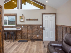 Alaska Back Country Cottages