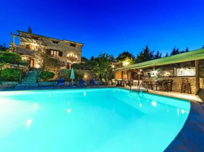 Villa Poseidon Executive Suite