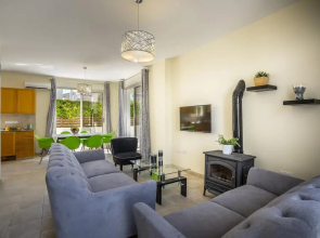 Faros Villa Shamrock