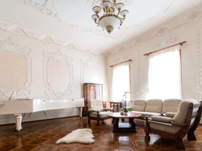 The Grand Piano Villa