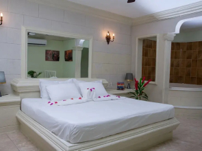 Hotel Castillo Real