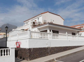 Welcoming Holiday Home in Adeje with Swimming Pool