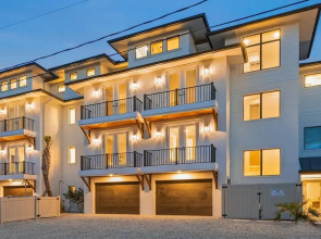 Golden Set in Siesta Key