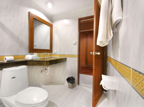 Royal Ivory Sukhumvit Nana