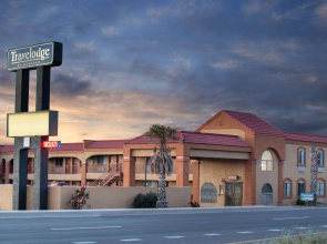 Travelodge by Wyndham Kingman