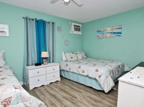 Moonraker 13 - One Bedroom Condo
