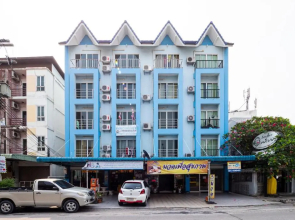 Reddoorz Si Fah At Bangsaen Hotel