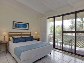 Seascape Holidays – Beachfront Terraces