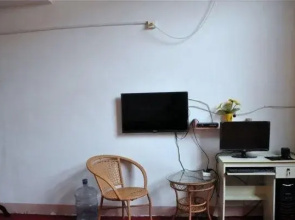 Yishui Haotai Business Hotel