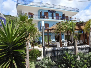 ChrisMare Hotel