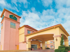 La Quinta Inn & Suites by Wyndham Glen Rose