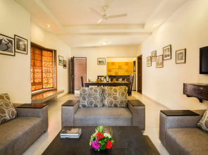 The Riverview Retreat, Corbett