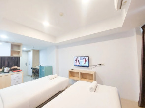 Good Deal And Homey Studio At De Prima Apartment