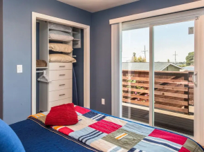 3733 Seaside Retreat