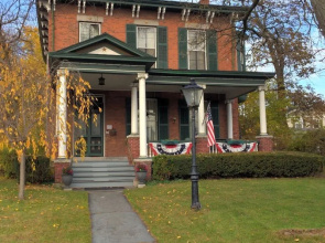 The Gridley Inn B&B