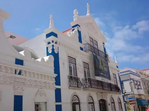 Blue Buddha Beach Rooms & Suites