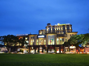 The Waterfront Hotel