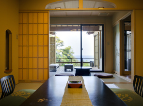 Nishiizu Koyoi