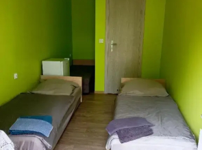 Pokoje Mira