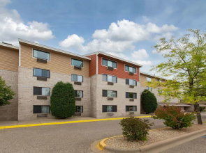 AmericInn by Wyndham Apple Valley