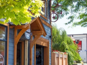 The Lodge at Arrow Lakes