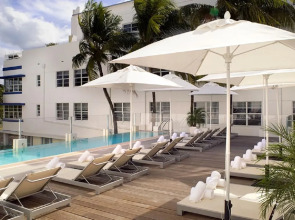 Hotel Breakwater South Beach