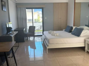 Suite 005 at Valentina Apartments Paphos Cosy Comfort for Two
