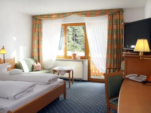 Hotel Schöne Aussicht