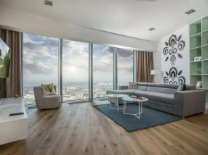 In The Sky - Sky Tower Apartments