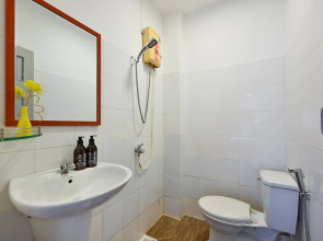 The Noble Swan Wood Park Hotel