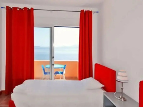 Glyfa Apartments