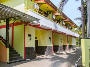 OYO 1069 Hotel New Rajawali