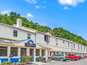 Whitney Inn & Suites