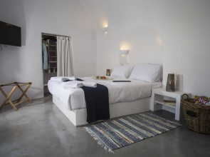 Naftilos Houses