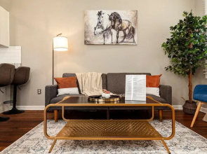 Historic Cozysuites 4Br 2Ba With Modern Touches