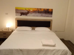 Yuanshan Dahu Homestay