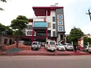 Hotel Sapphire Inn By OYO Rooms